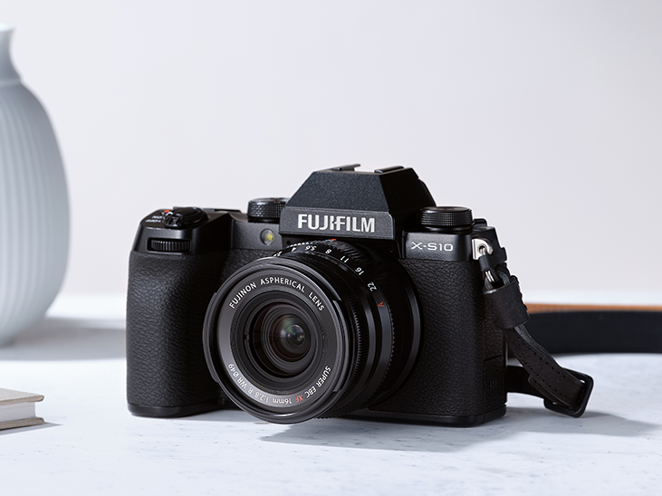 Fujifilm X-S10